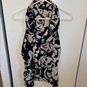 Express Monochrome Floral Blouse